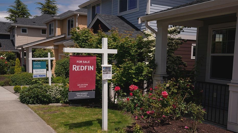 Seattle family sells home as inflation squeezes middle class, even tech workers feel the strain