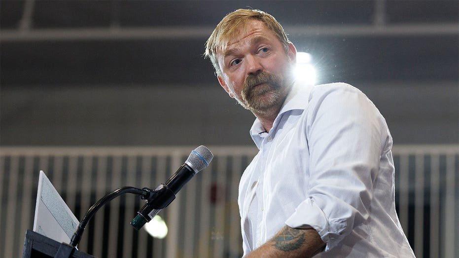 Maine Democrats Vying for Senate Nomination Call to Abolish ICE After Fatal Shooting