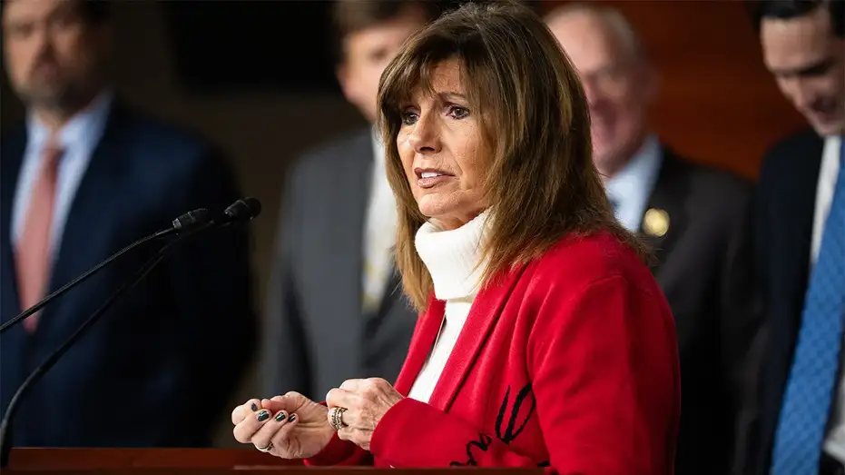 Bill Would Force Insurers to Cover Detransition Care for Transgender Patients