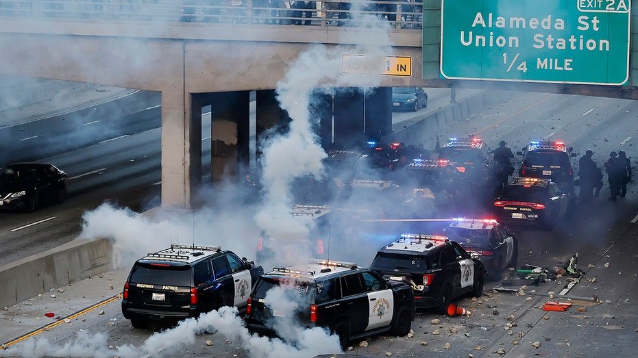 California man sentenced to over three years for attacking police during anti-ICE riot