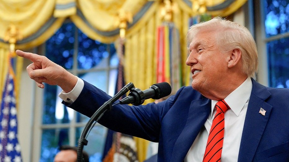 NY Times reporter says Trump's political obituary has been written prematurely by 'delusional' critics