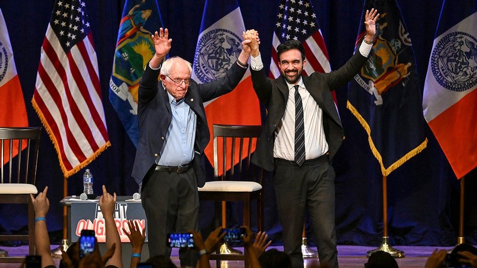 Expert who fled Cuba warns socialist surge could bring «communists in double digits» to Congress