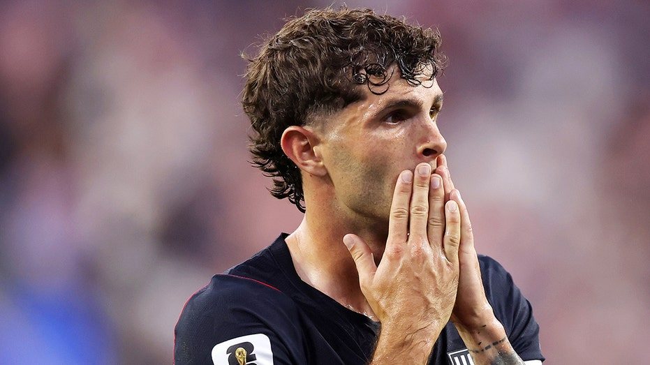 Landon Donovan criticizes Christian Pulisic after USMNT World Cup exit