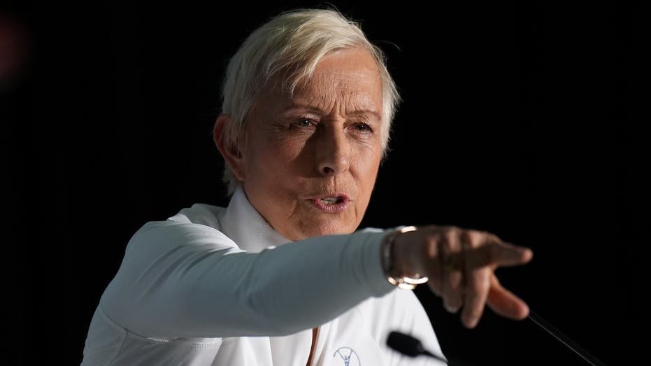 Martina Navratilova calls for San Jose State to fire volleyball coach amid allegations
